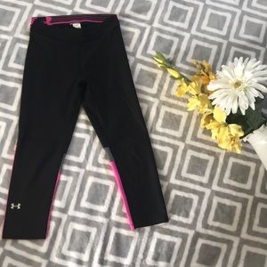 Gently Used Women’s Under Armour Capris XS